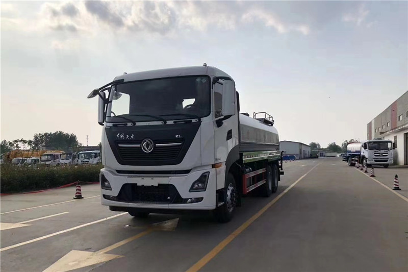東風天龍后八輪20噸噴霧車，國六綠化噴灑車
